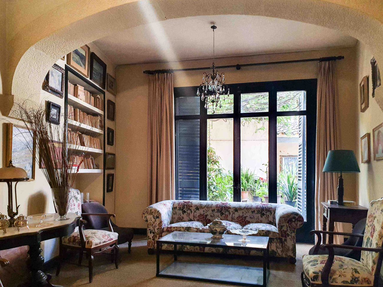 Stately 17th century mansion in Emporda