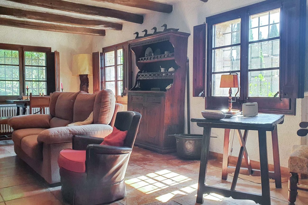 Two properties in Caldes de Malavella