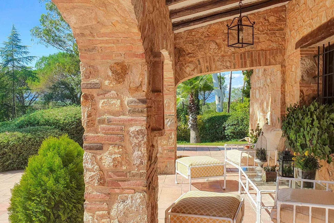 Two properties in Caldes de Malavella