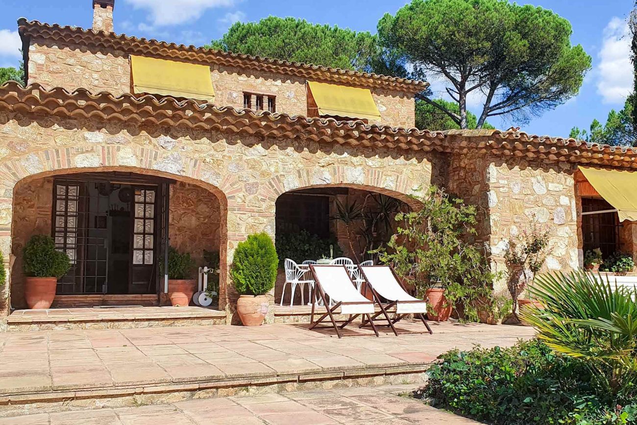Two properties in Caldes de Malavella