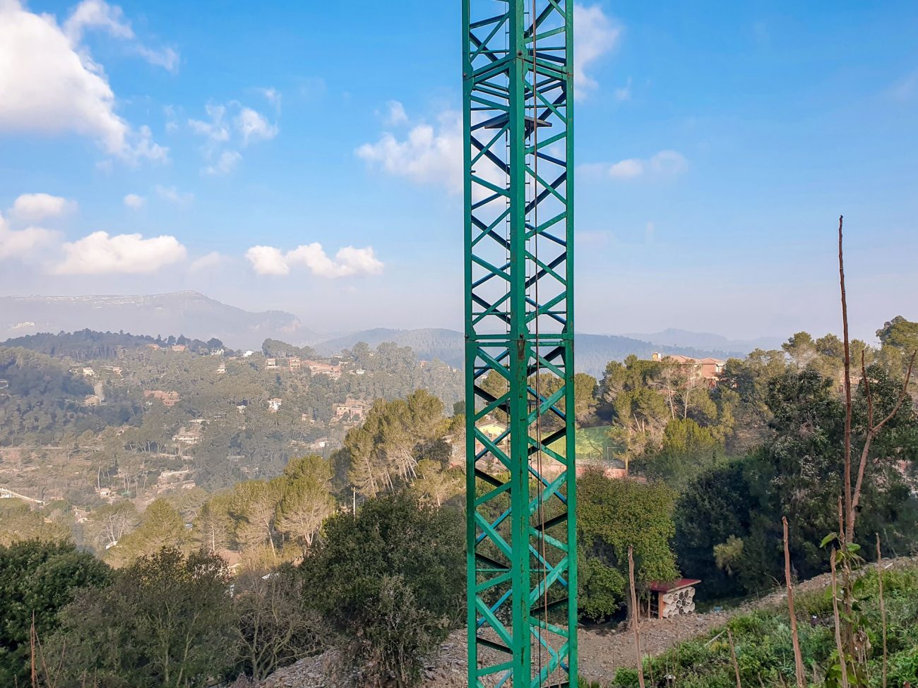 Magnificent plot with panoramic views close to Barcelona