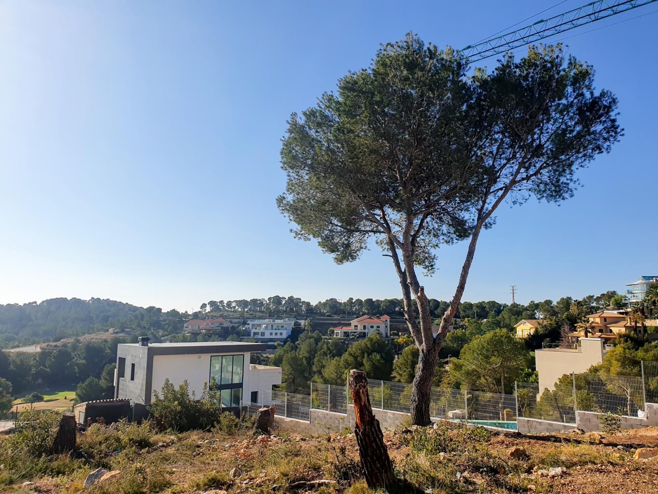 Magnificent plot with sea views in Sitges