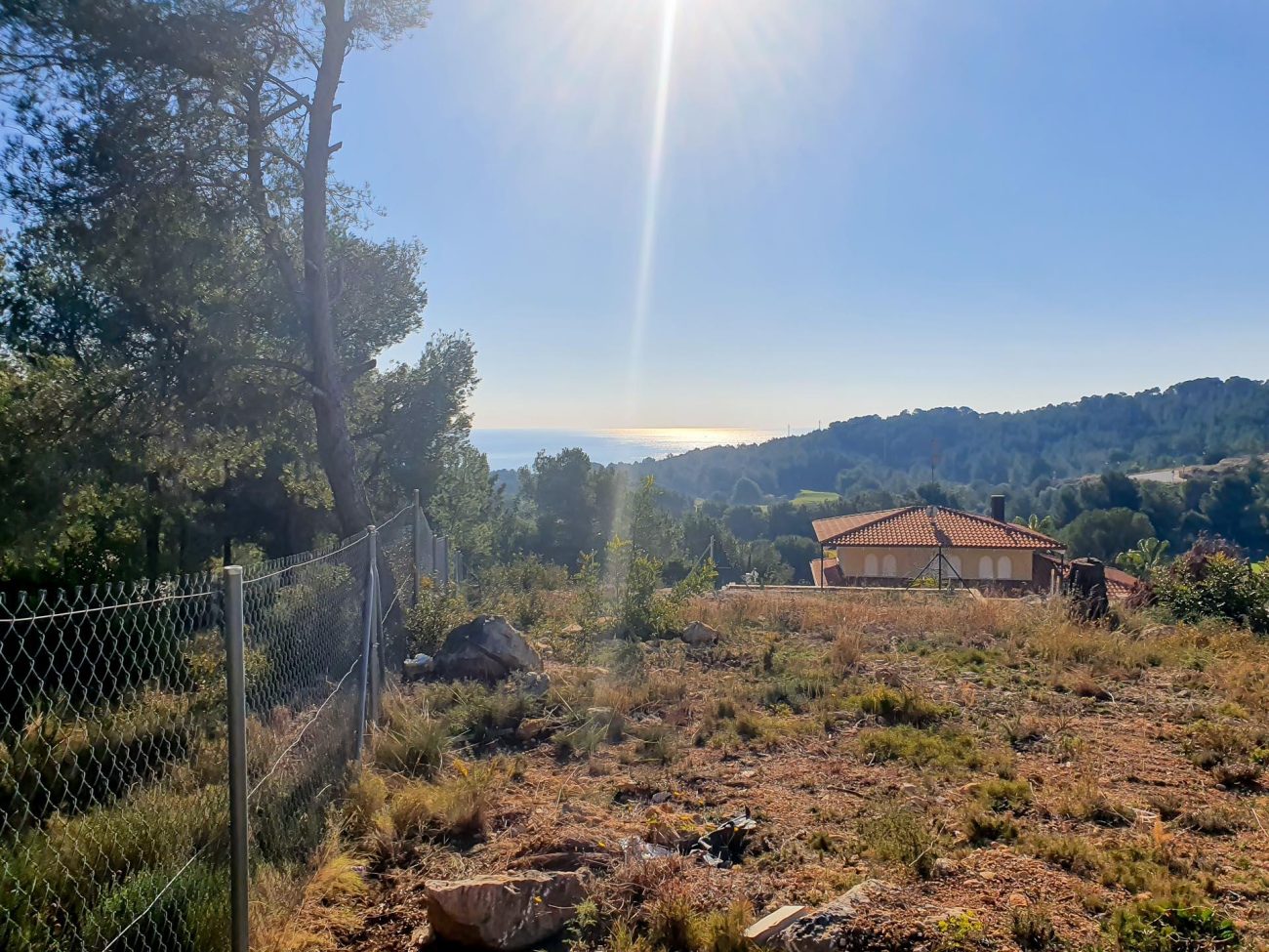 Magnificent plot with sea views in Sitges
