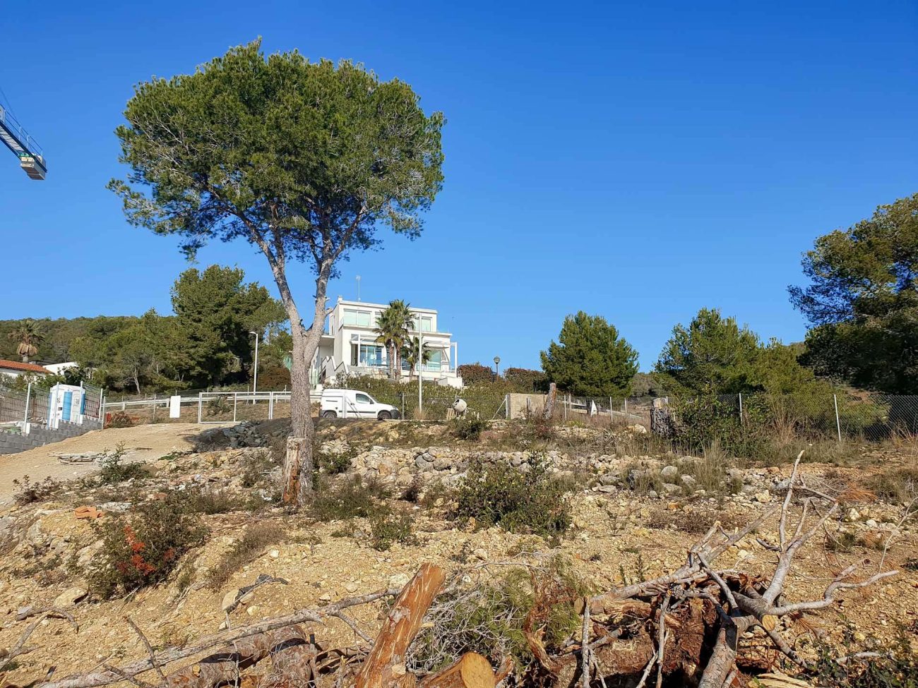 Magnificent plot with sea views in Sitges