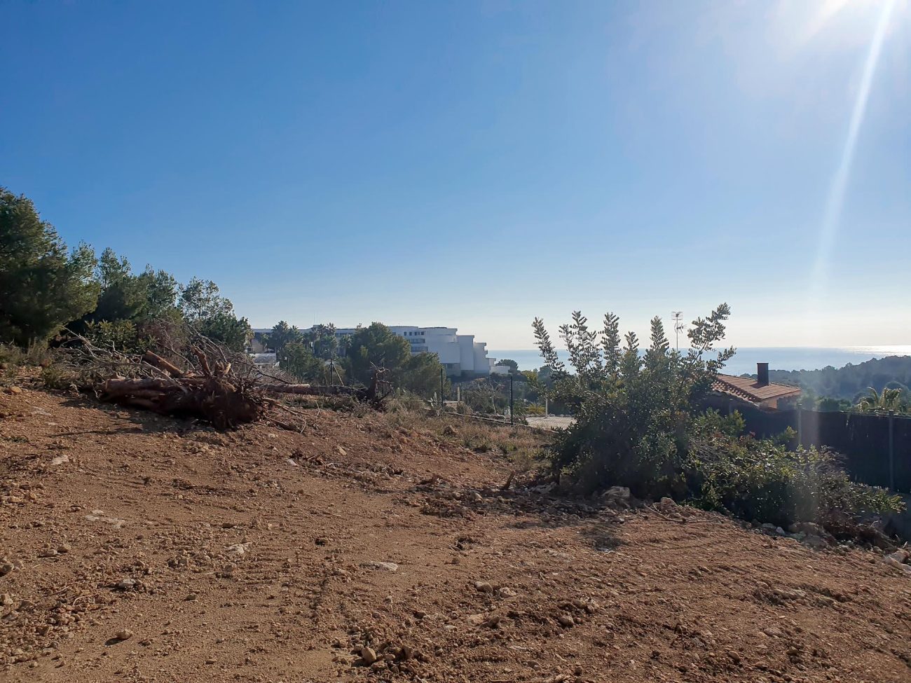Magnificent plot with sea views in Sitges