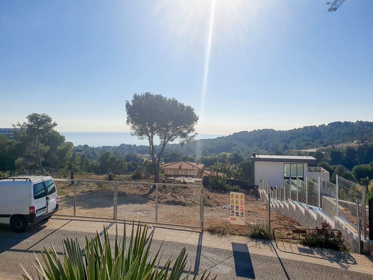 Magnificent plot with sea views in Sitges