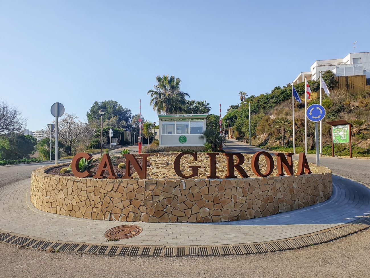 Magnificent plot with sea views in Sitges