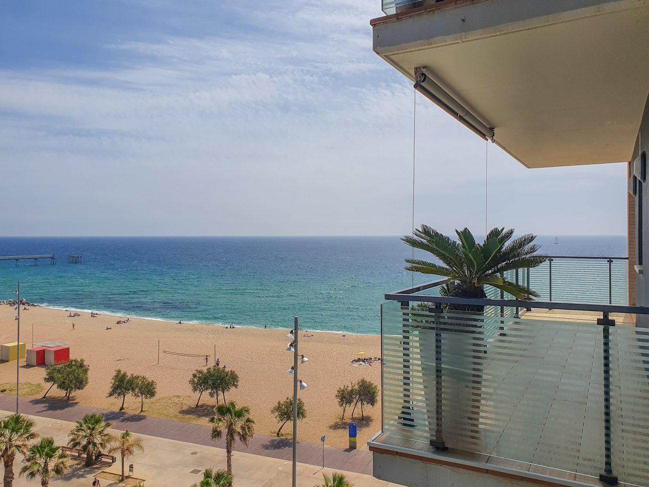 Espectacular apartamento con vistas al mar en primera línea de Badalona