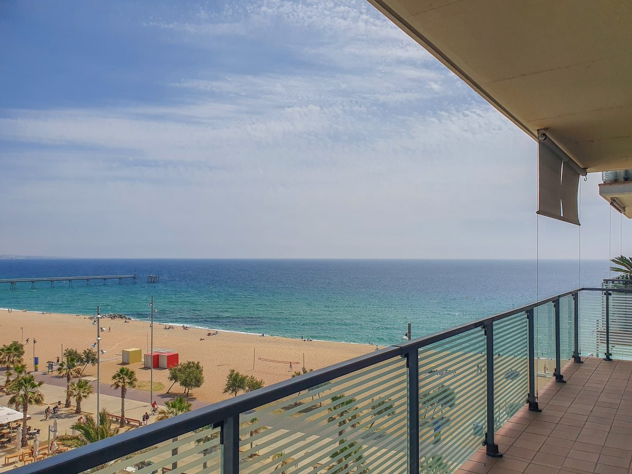 Espectacular apartamento con vistas al mar en primera línea de Badalona