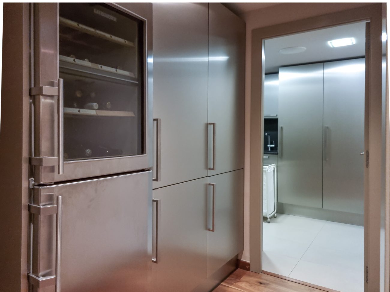 Cozy furnished apartment with private access to the sea