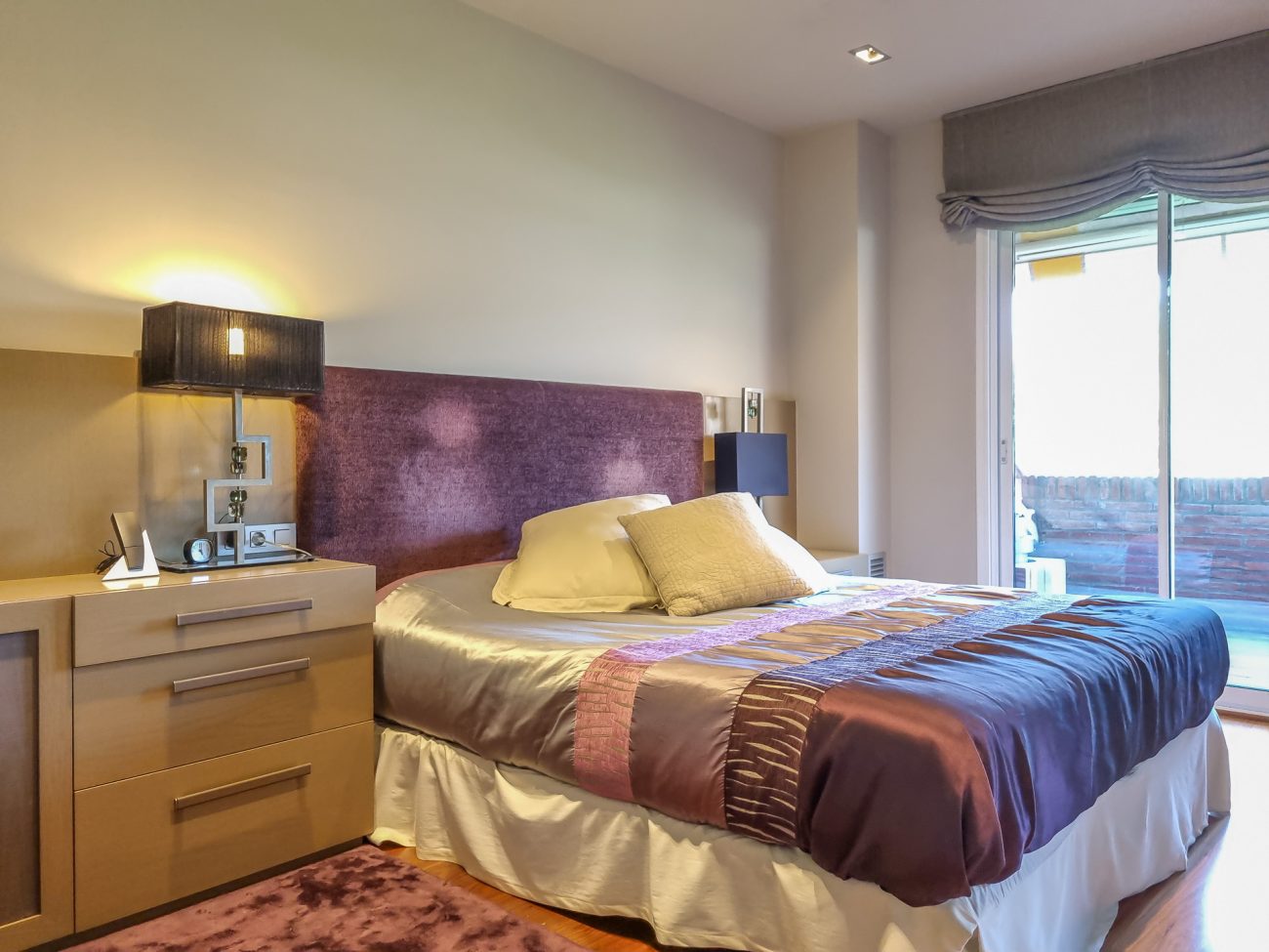 Cozy furnished apartment with private access to the sea
