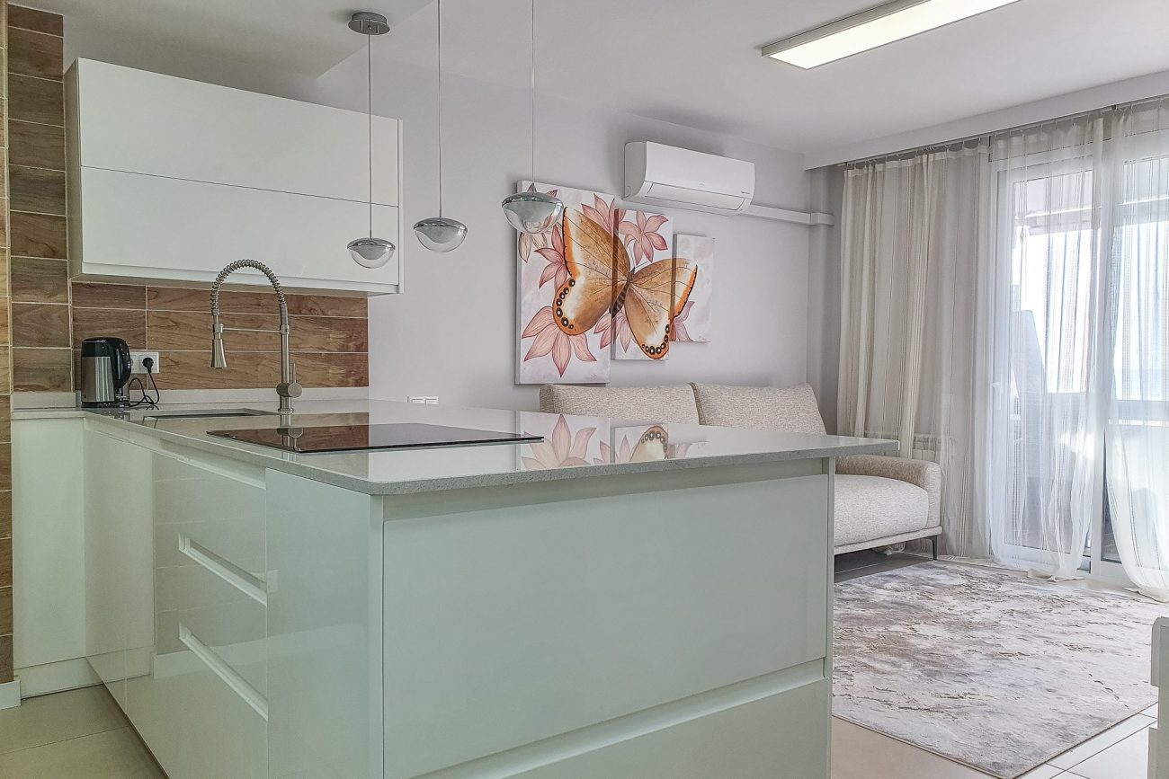 Cozy, bright and spacious apartment for rent in Castelldefels