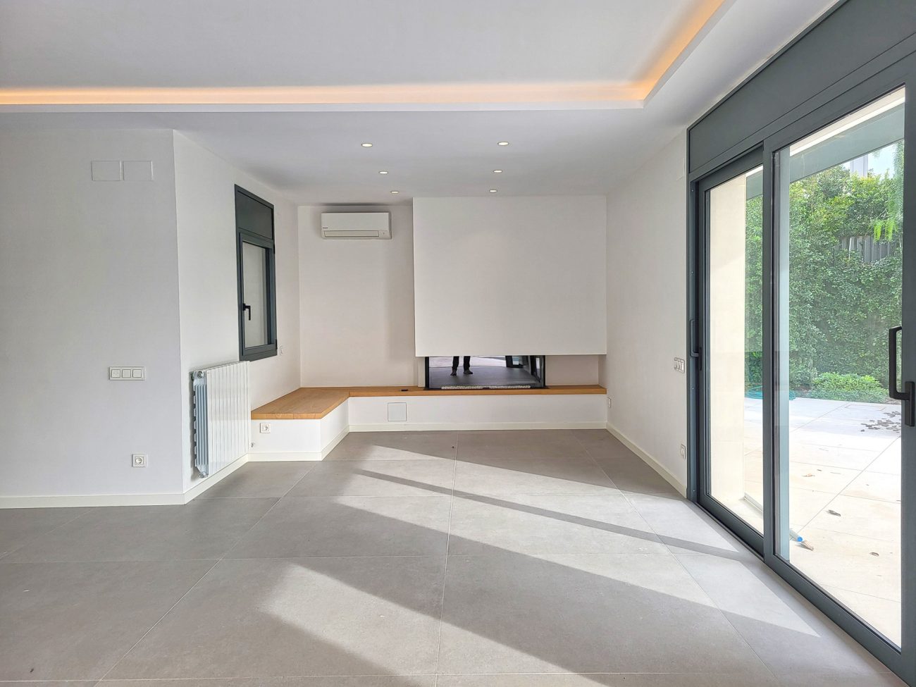 Fully renovated private villa