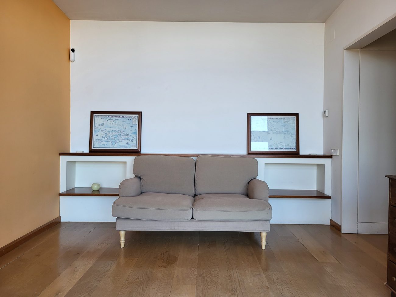 Enjoy the tranquility of Tibidabo in this stunning designer house