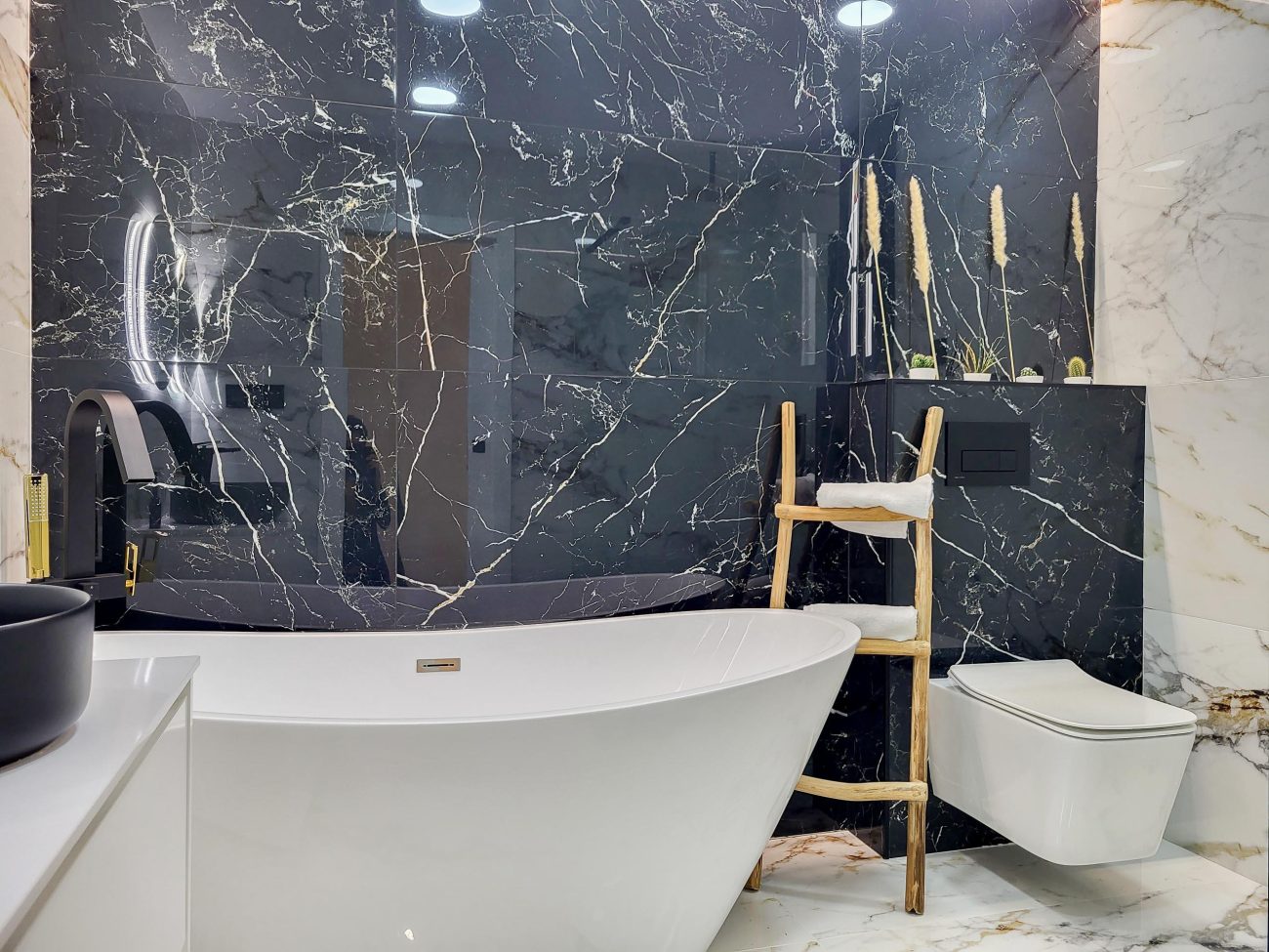 The apartment is located in the heart of Barcelona, in one of the most prestigious neighborhoods, L'Esquerra de l'Eixample