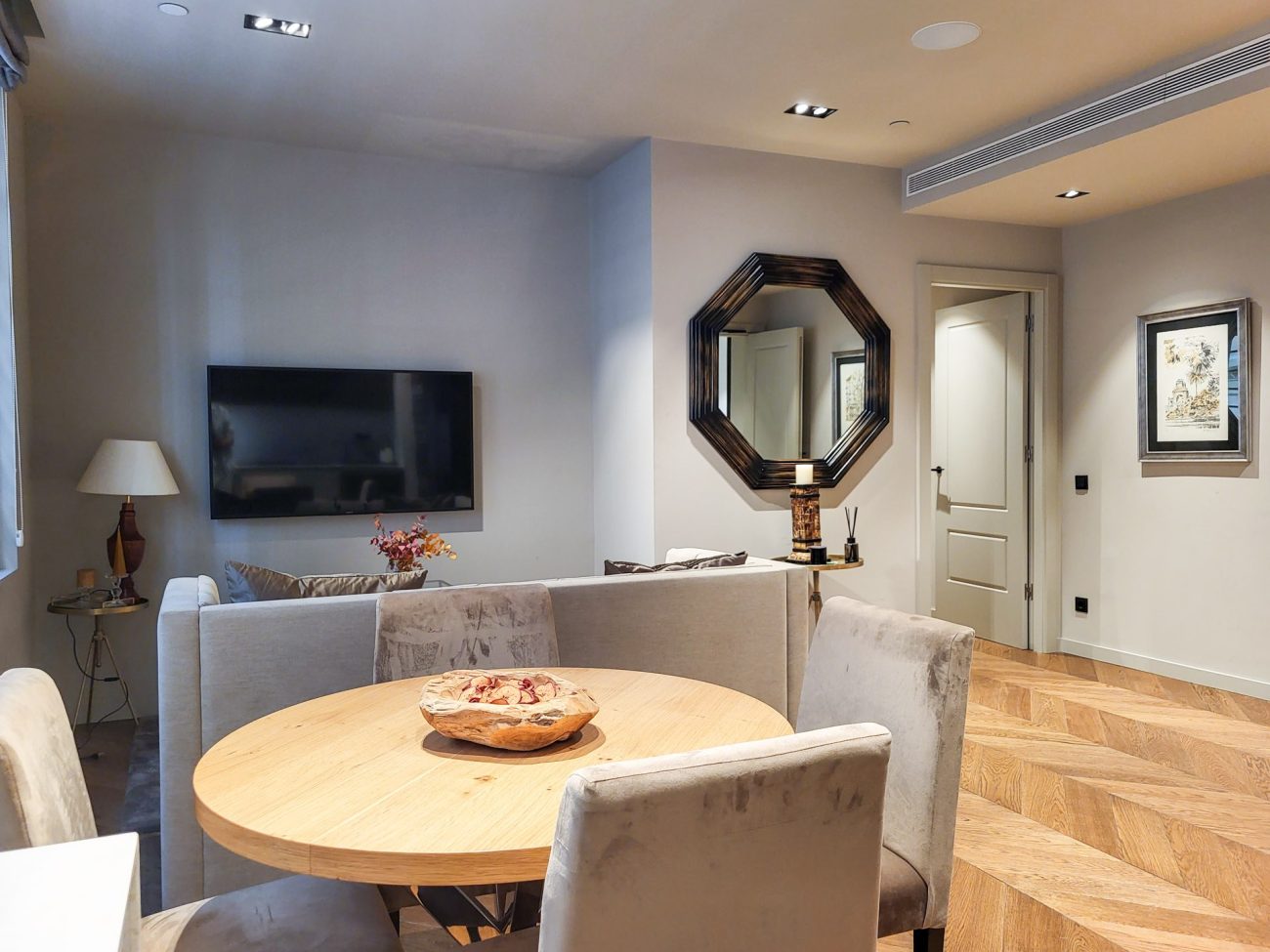 Discover Born Luxury: High-End Apartment on Via Laietana