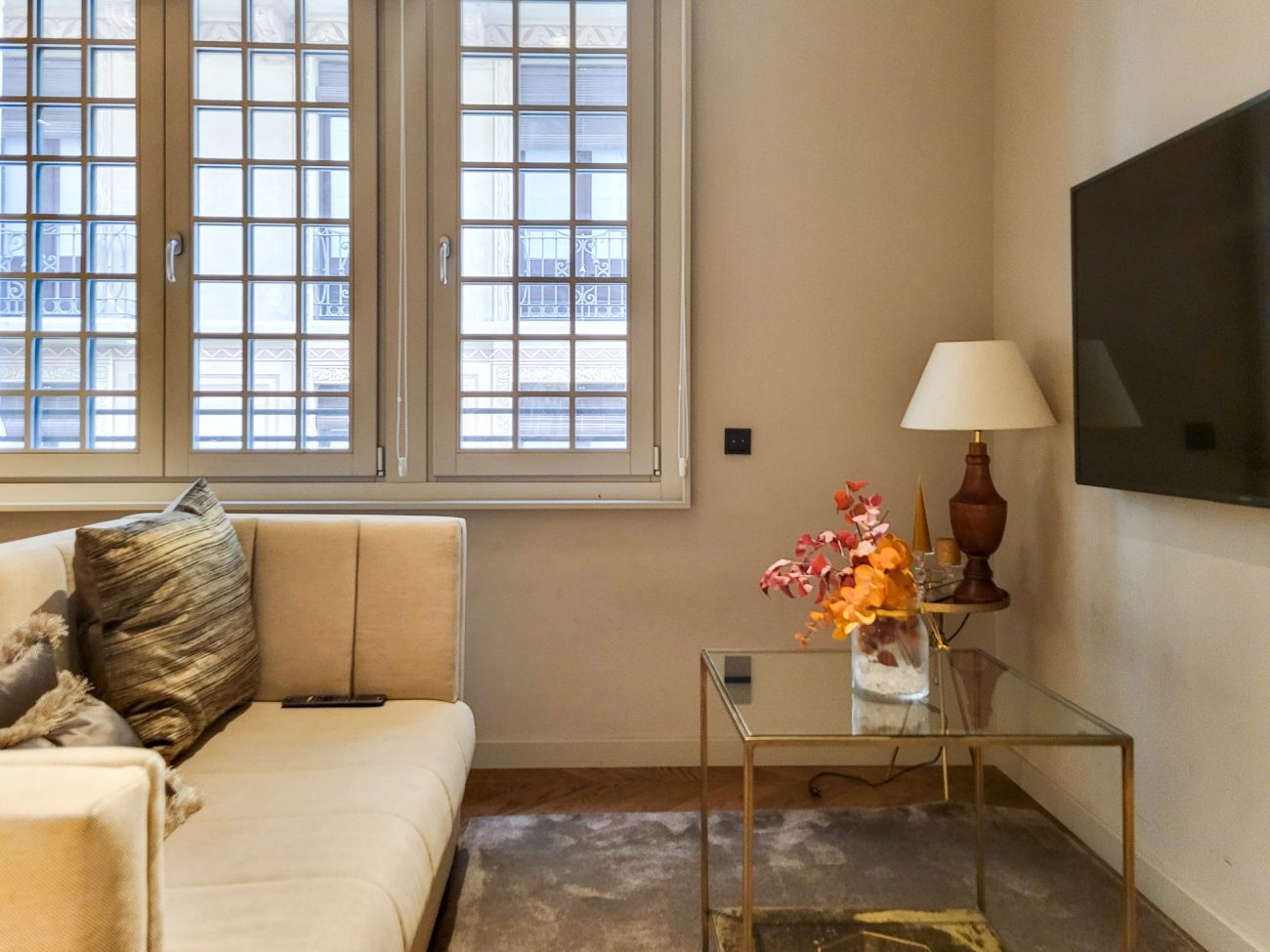 Discover Born Luxury: High-End Apartment on Via Laietana