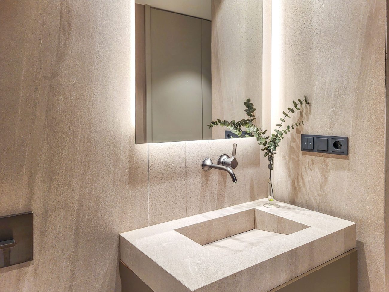 Discover Born Luxury: High-End Apartment on Via Laietana