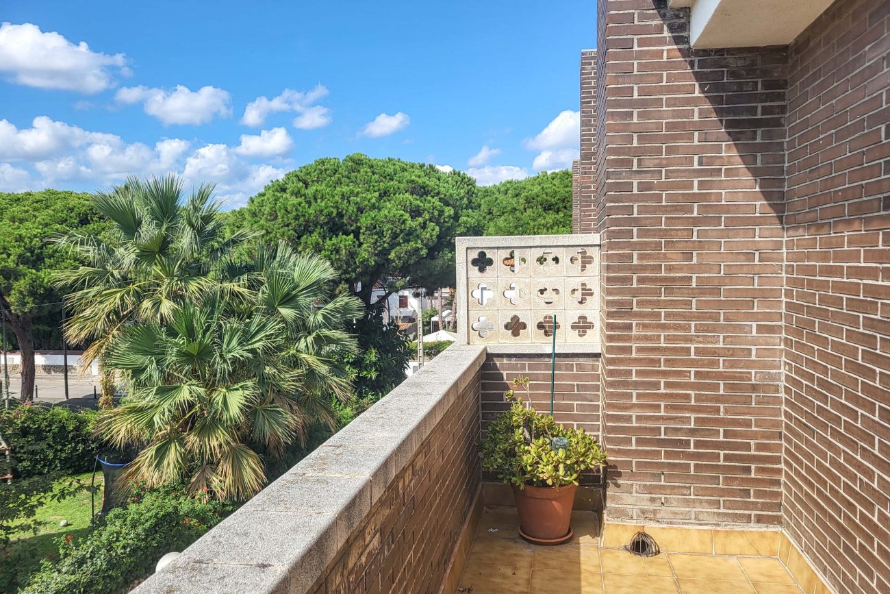 Find Your Ideal Home in Castelldefels