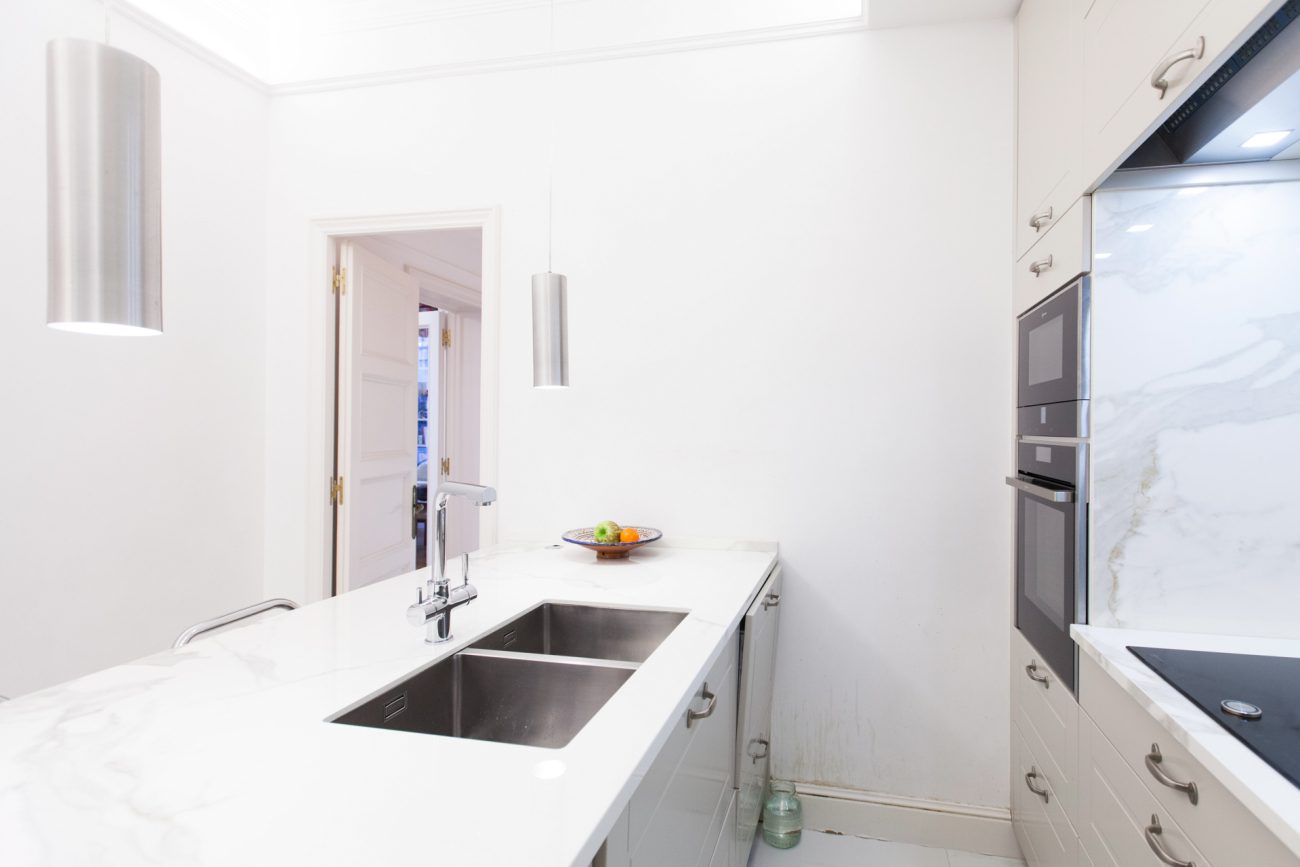 Luxury apartment with large terrace close to Passeig de Gracia