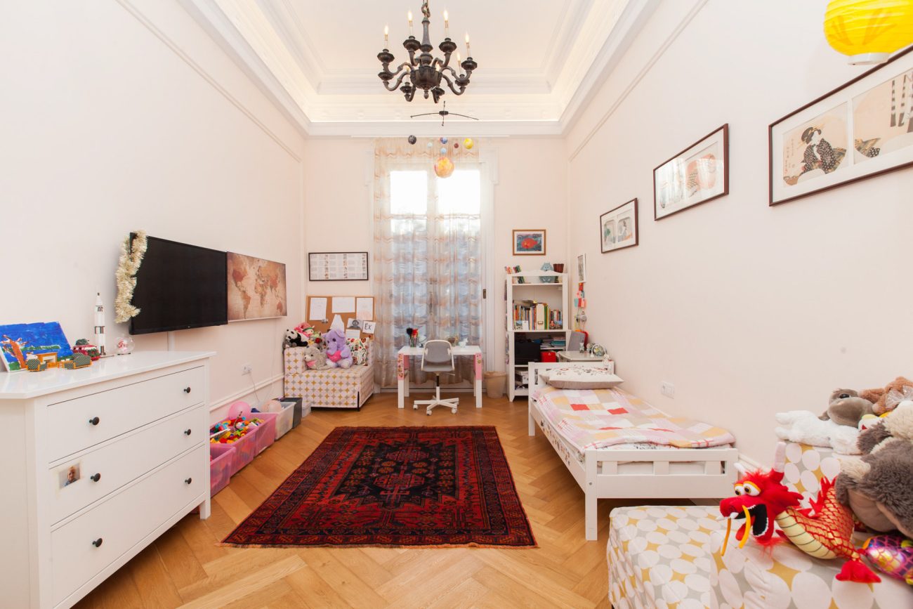 Luxury apartment with large terrace close to Passeig de Gracia