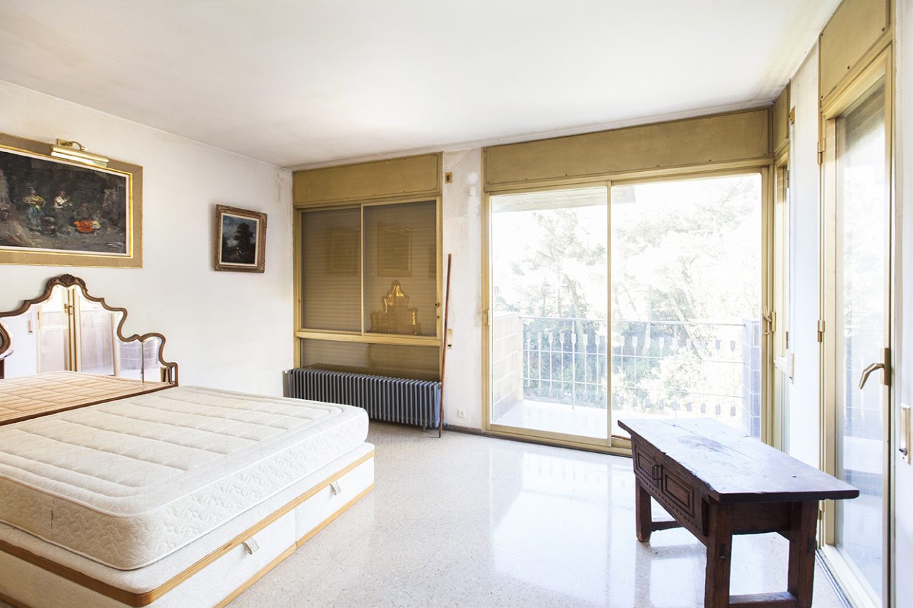 Great opportunity to reform in an exclusive urbanization in Pedralbes
