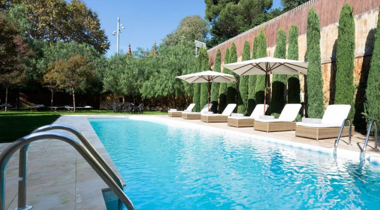 Spectacular completely reformed Masia in Alella