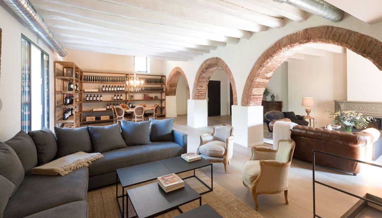 Spectacular completely reformed Masia in Alella