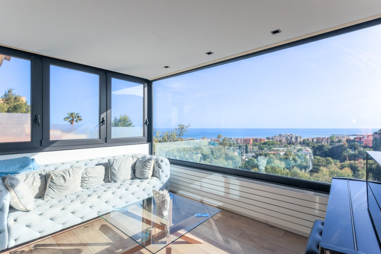 Sea view house in Castelldefels — cozy design with terraces and pool