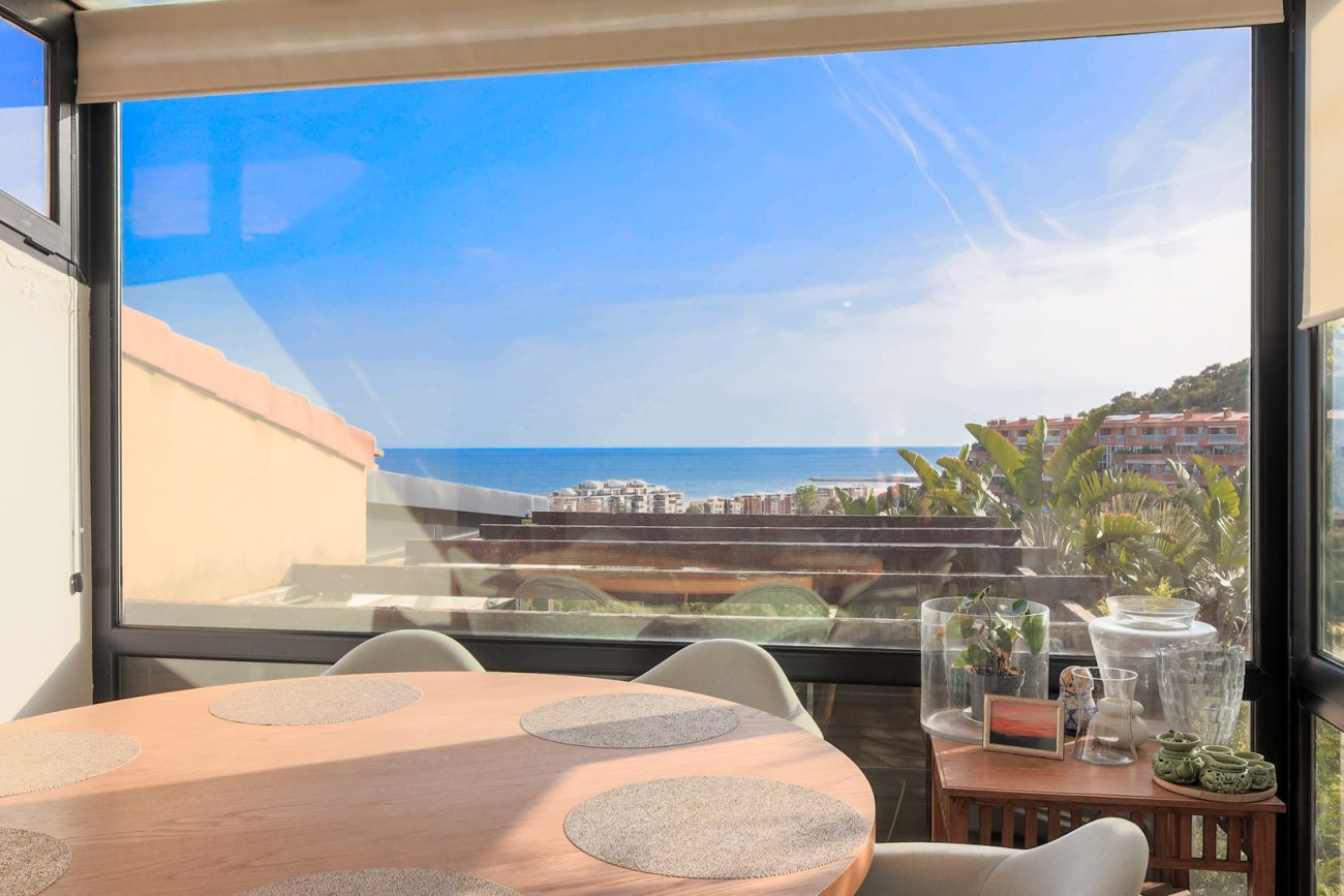 Sea view house in Castelldefels — cozy design with terraces and pool