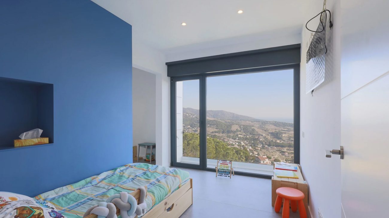 An eco-friendly and light-filled home with stunning sea views