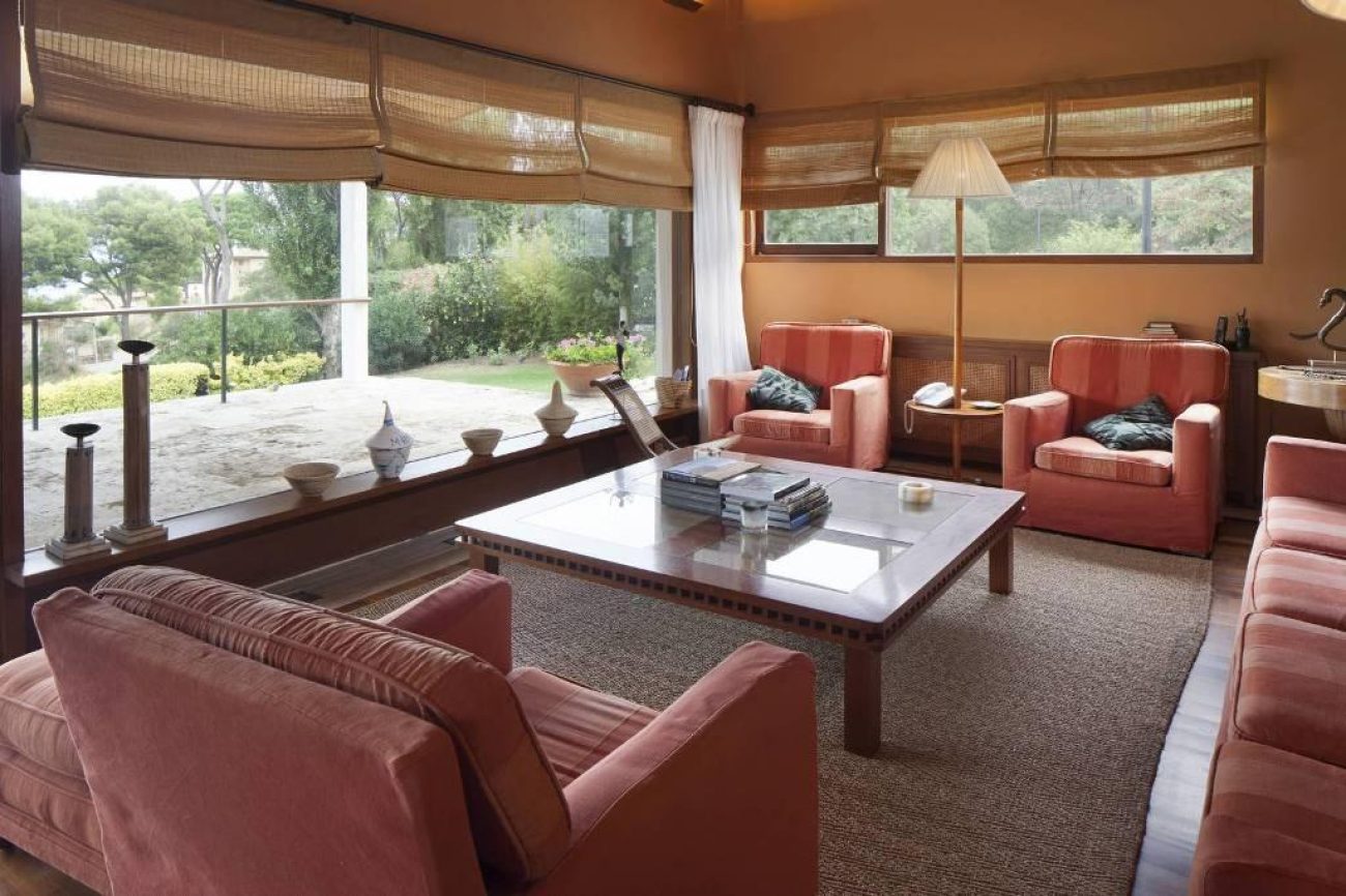 Stunning villa for sale in Sa Riera