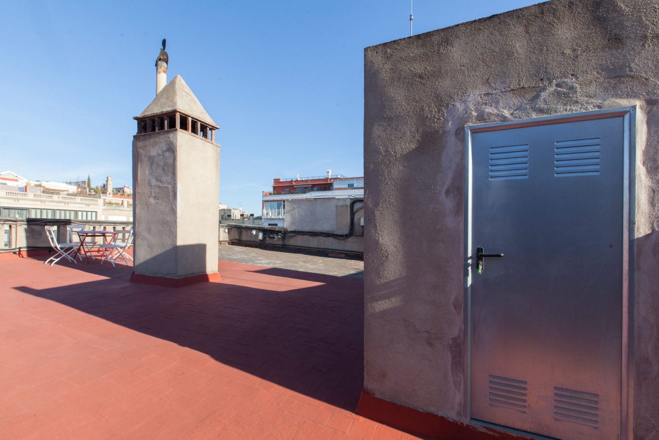 Luxury apartment with large terrace close to Passeig de Gracia