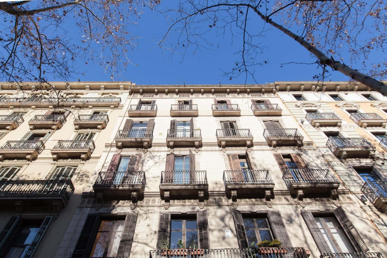 Luxury apartment with large terrace close to Passeig de Gracia