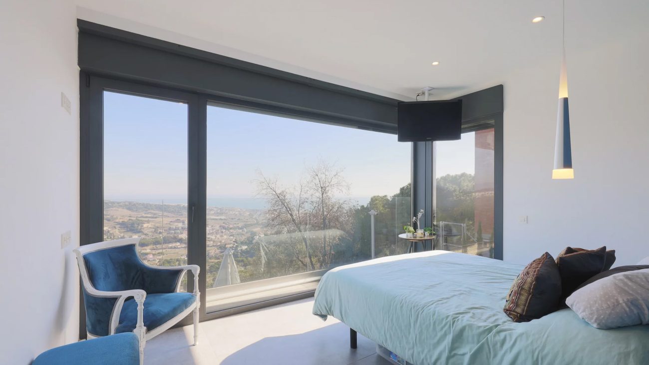 An eco-friendly and light-filled home with stunning sea views