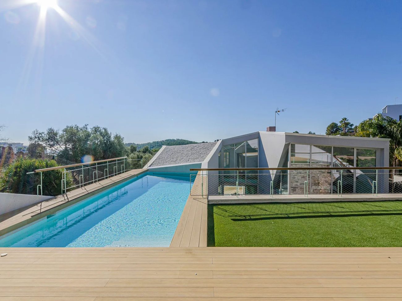 A dream home with spectacular sea views