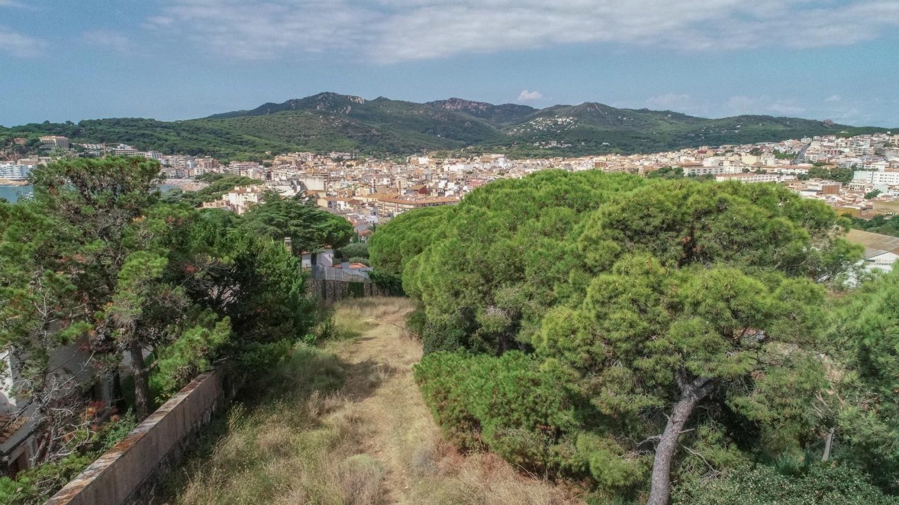 Unique plot with panoramic sea views in Sant Feliu de Guixols
