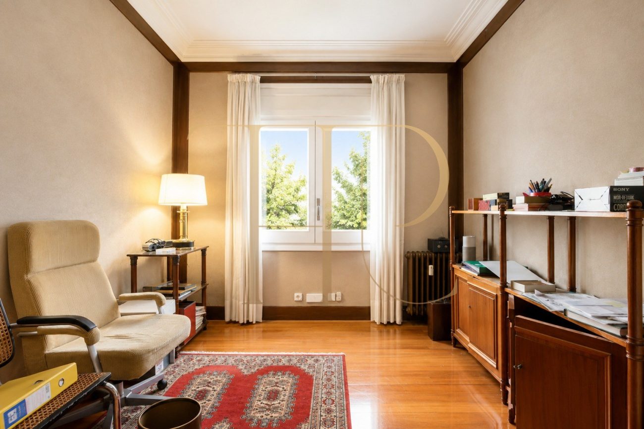 Exclusive 470 sqm Stately Apartment with Turó Park Views