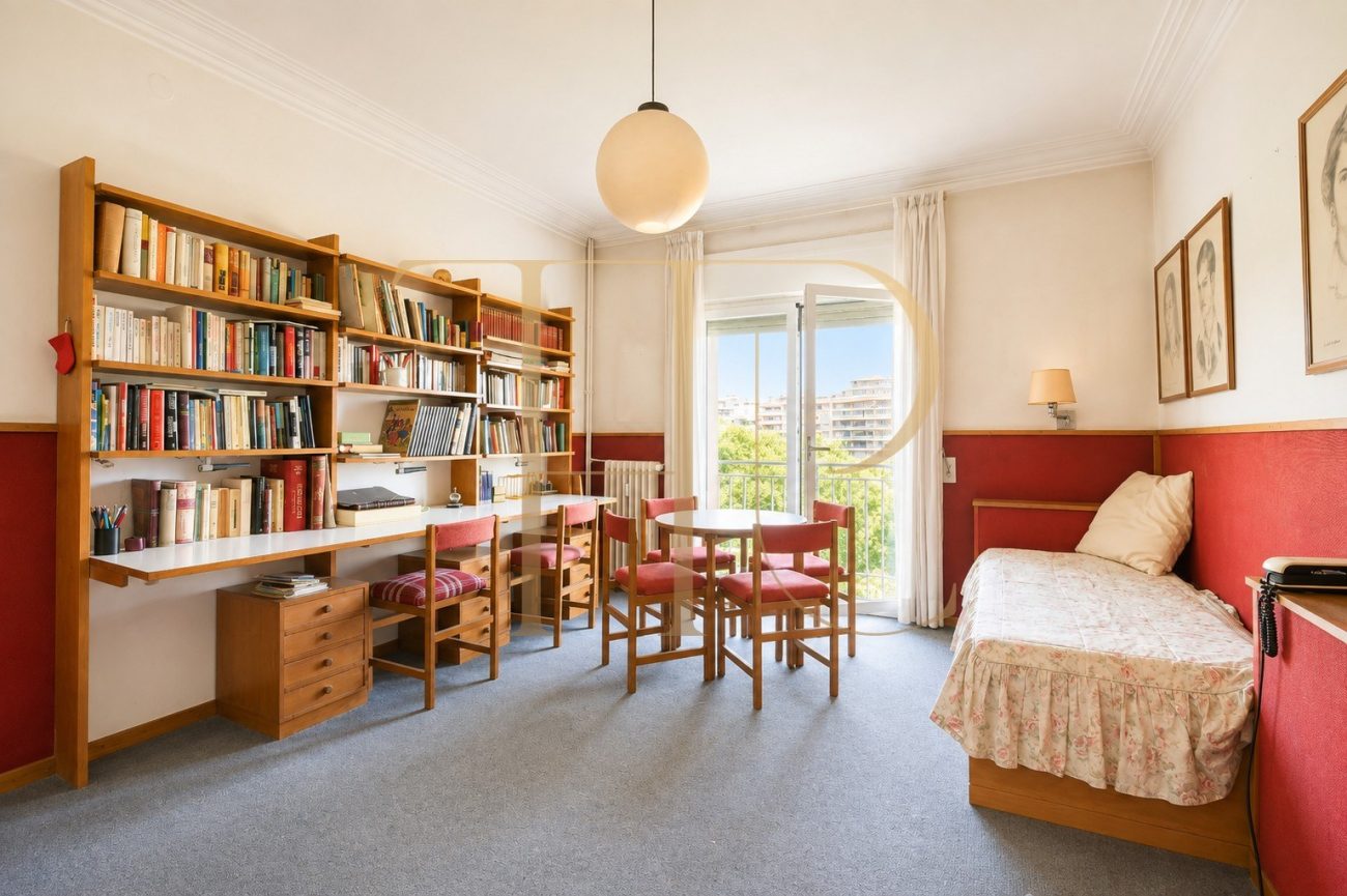Exclusive 470 sqm Stately Apartment with Turó Park Views