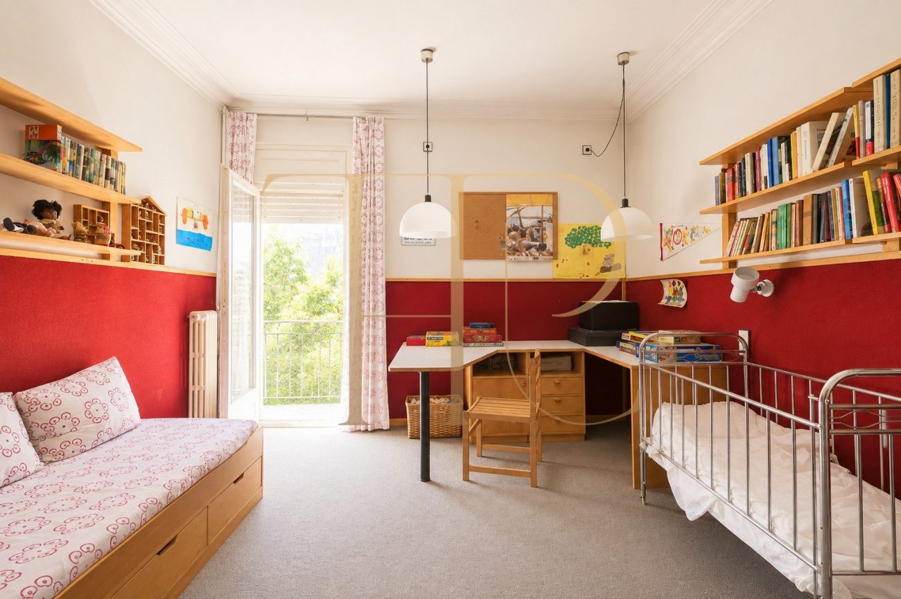 Exclusive 470 sqm Stately Apartment with Turó Park Views