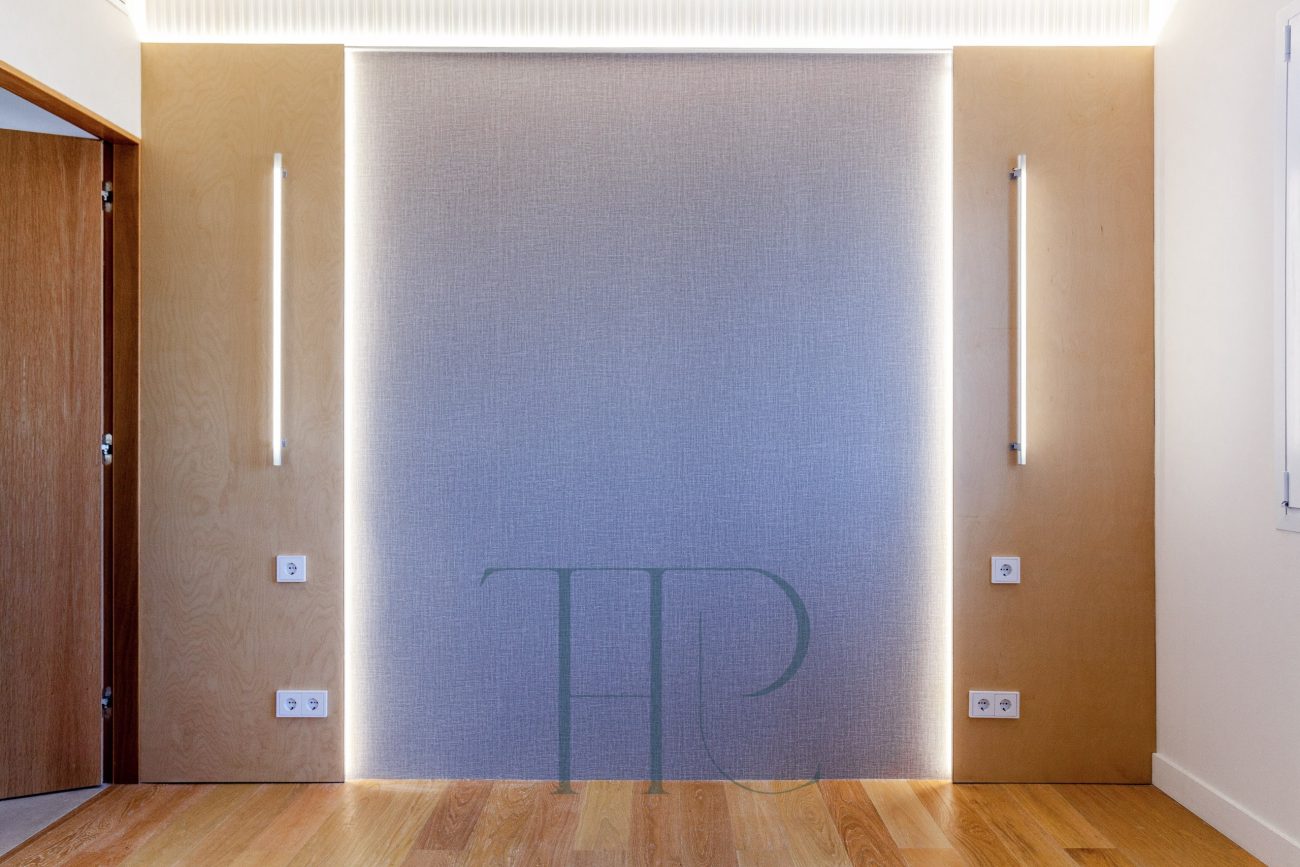 Spectacular penthouse with two large terraces and high-quality finishes