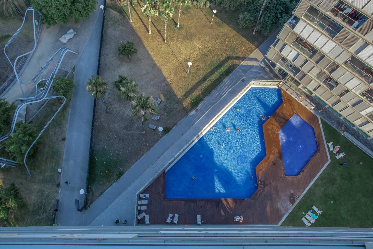 Exclusive view apartment on the first line of the sea