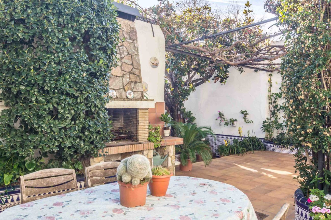 Casa de estilo colonial en Premia de Mar