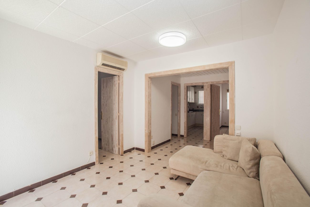 Large apartment to reform