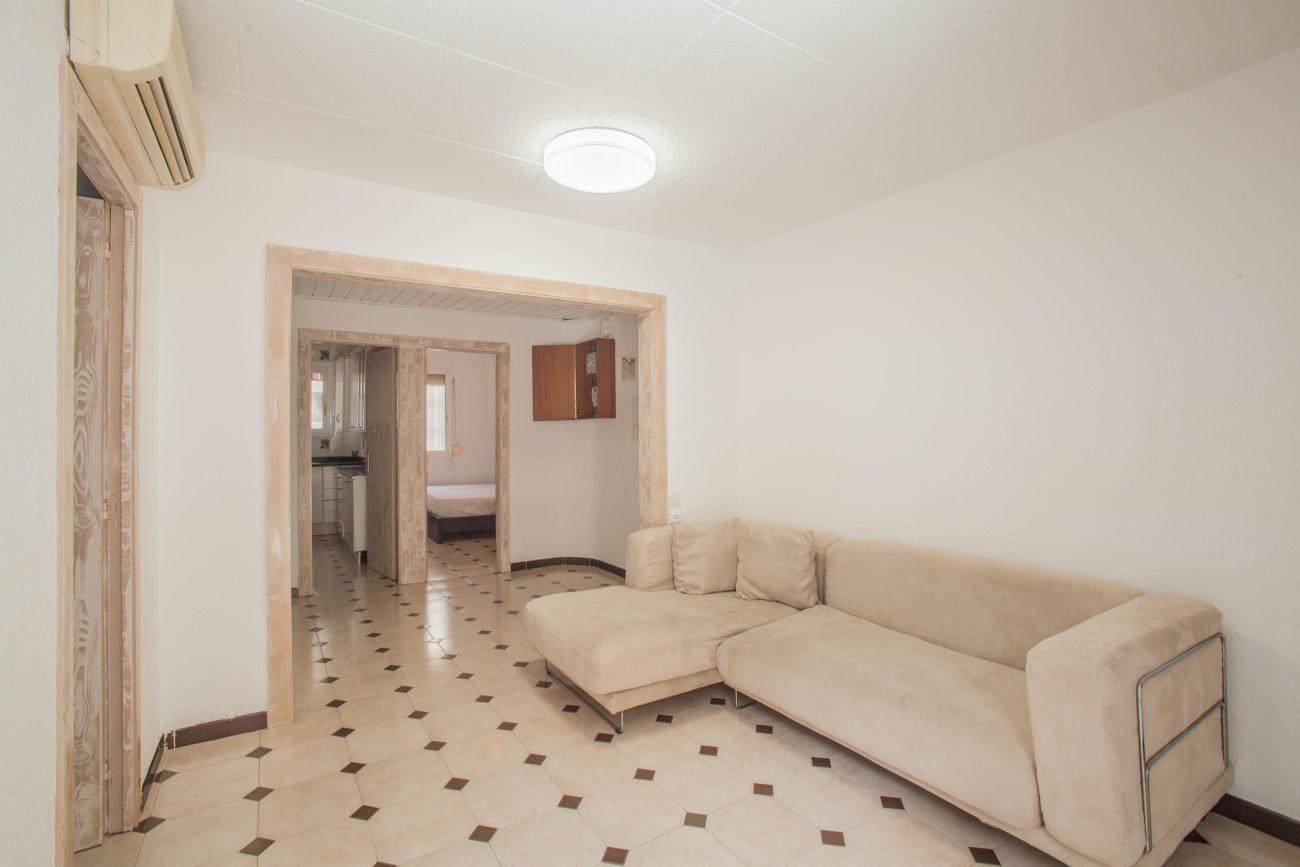 Large apartment to reform