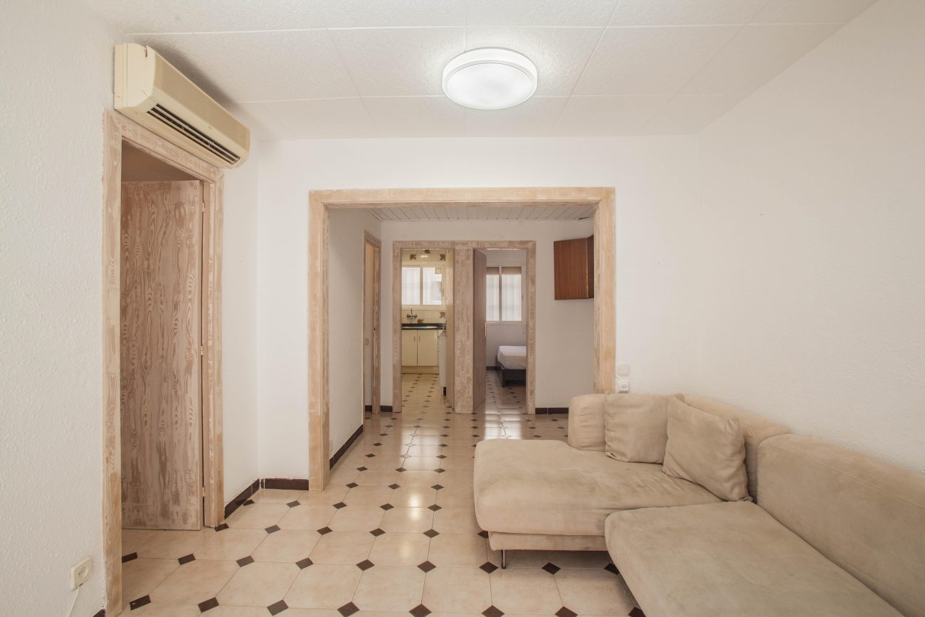Large apartment to reform
