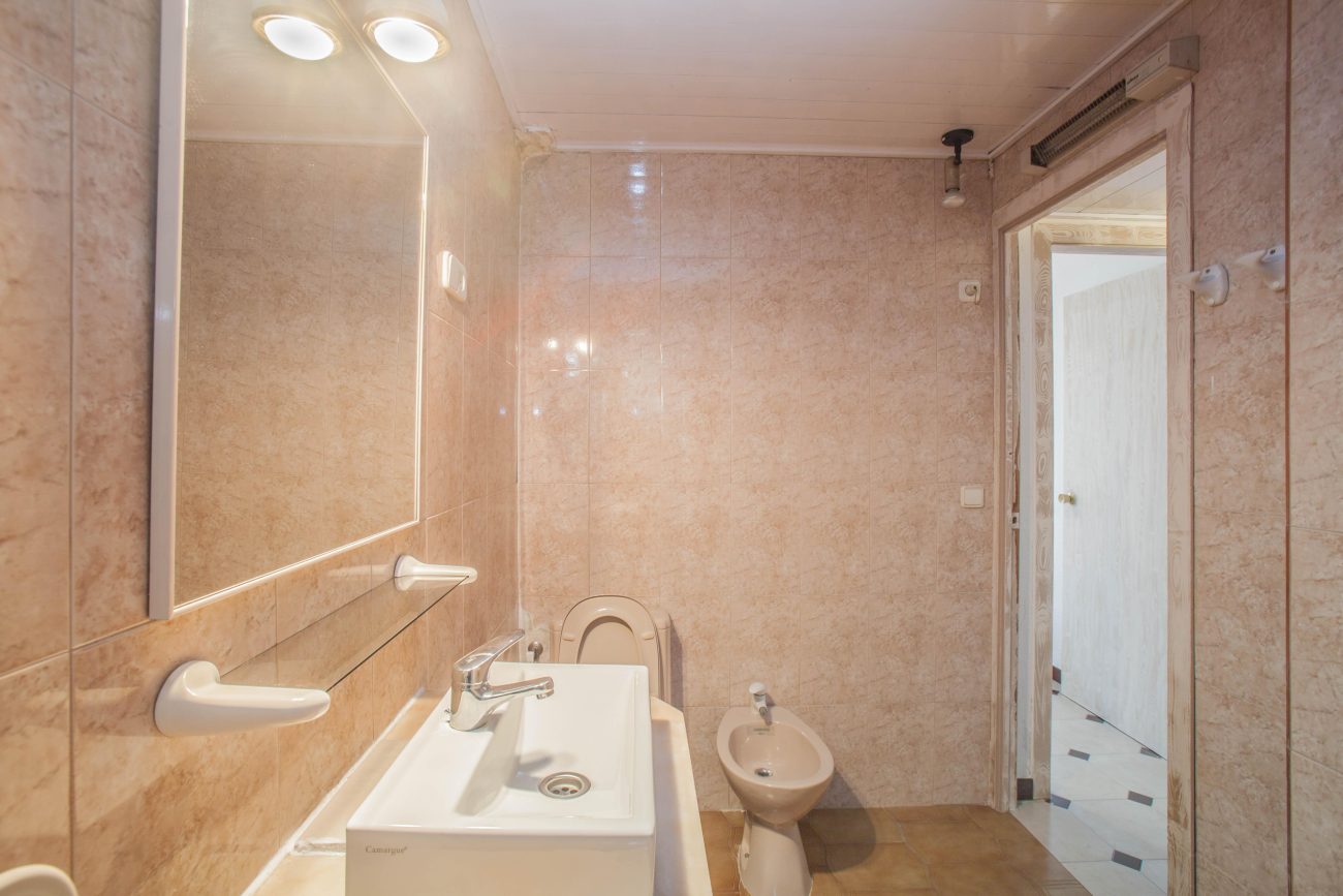 Large apartment to reform