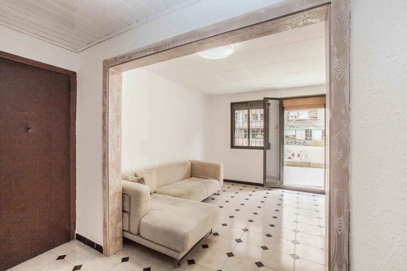Large apartment to reform
