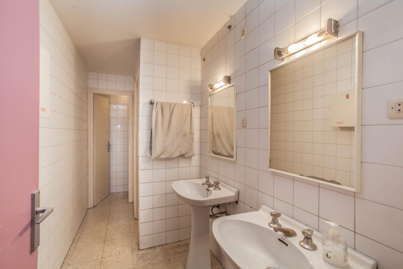 Spacious commercial space in an unsurpassed area of Barcelona