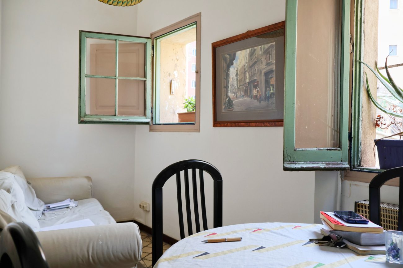 Apartment for sale in the Gothic Quarter, Barcelona — historic building with church views